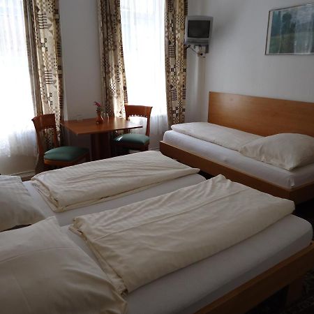 Hotel Garni Nord Гамбург Экстерьер фото