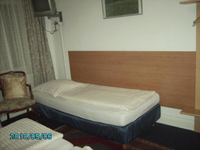 Hotel Garni Nord Гамбург Экстерьер фото
